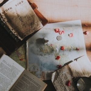 W podróży do krain literackich. 10 książek z kierunkiem w tytule
