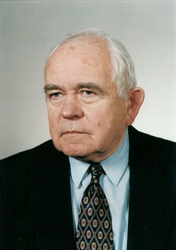 Jerzy W. Hołubiec