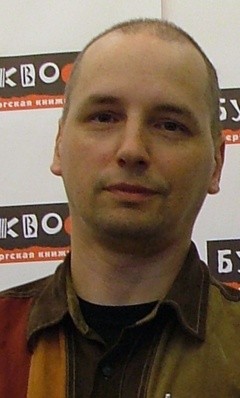 Nik Pierumow