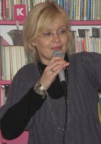 Beata Ostrowicka
