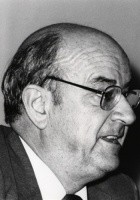 Julián Gállego