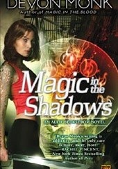 Okładka książki Magic In The Shadows Devon Monk