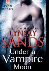 Okładka książki Under a Vampire Moon Lynsay Sands