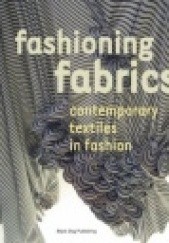 Okładka książki Fashioning Fabrics Sandy Black