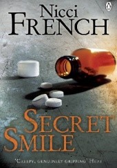 Okładka książki Secret Smile Nicci French