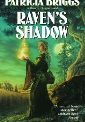 Okładka książki Raven’s Shadow Patricia Briggs