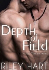 Okładka książki Depth of Field Riley Hart