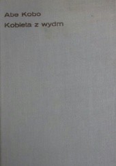 Okładka książki Kobieta z wydm Kōbō Abe