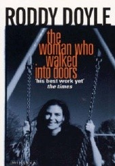 Okładka książki The woman who walked into doors Roddy Doyle