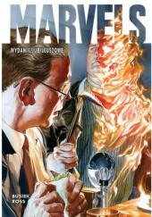 Okładka książki Marvels. Wydanie Jubileuszowe Kurt Busiek, Alex Ross
