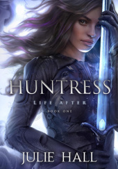 Okładka książki Huntress Julie Hall