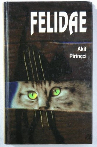 Okładki książek z cyklu Felidae