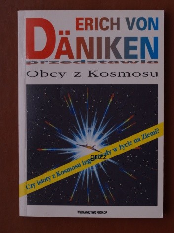 Okładka książki Obcy z kosmosu Erich von Däniken