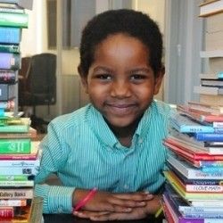 Sześciolatek tworzy bibliotekę dla bezdomnych dzieci