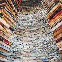 Jak czytać więcej książek? Kilka łatwych sposobów
