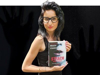  Bo każdy lubi podglądać. Wywiad z Magdą Stachulą, autorką „Strachu, który powraca”