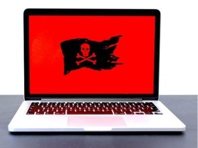  Kopiowanie książek w internecie. O problemie głośno mówią znani pisarze