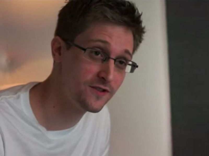 Edward Snowden ma oddać 5 milionów dolarów zysku ze swojej książki