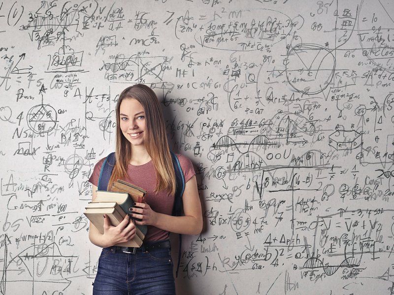 Międzynarodowy Dzień Matematyki. 10 książek o królowej nauk