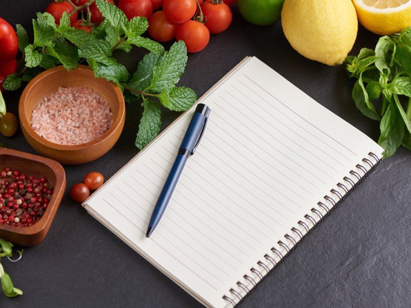10 książek kulinarnych dla wegan – zdrowe, proste, pomysłowe dania 