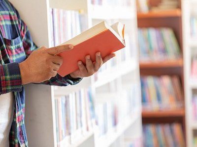  Biblioteki pomagają bezdomnym