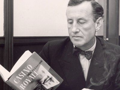  „Nie marnuj czasu na kobiety z bransoletką na lewej kostce”. Poznaj życiowe zasady twórcy Bonda