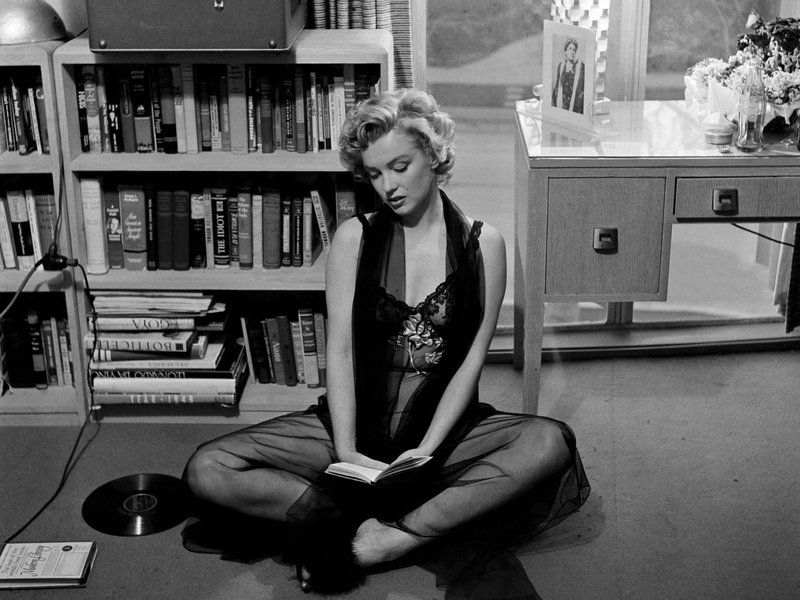 60 lat temu zmarła Marilyn Monroe. Gwiazda kochała literaturę i poetów