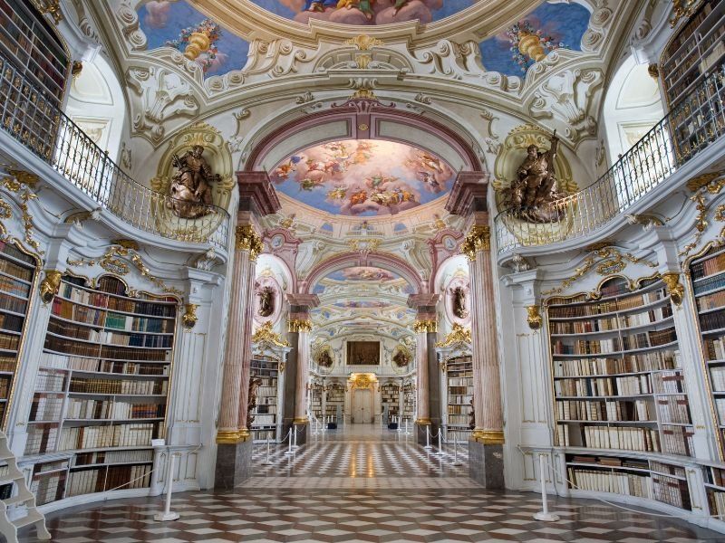 Najpiękniejsze biblioteki w Europie? 7 miejsc wartych zobaczenia
