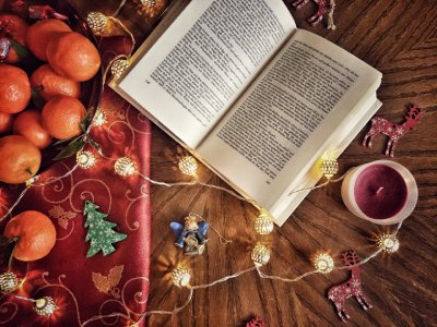 Świąteczno-zimowy quiz książkowy. Sprawdź swoją wiedzę
